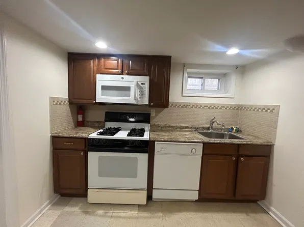 219-43 113th Ave #1, Queens Village, NY 11429
