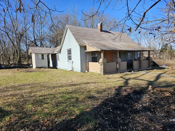 214 N Ozark Trail Trail, Goodman, MO 64843