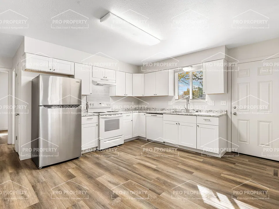 2216 Austin Ct