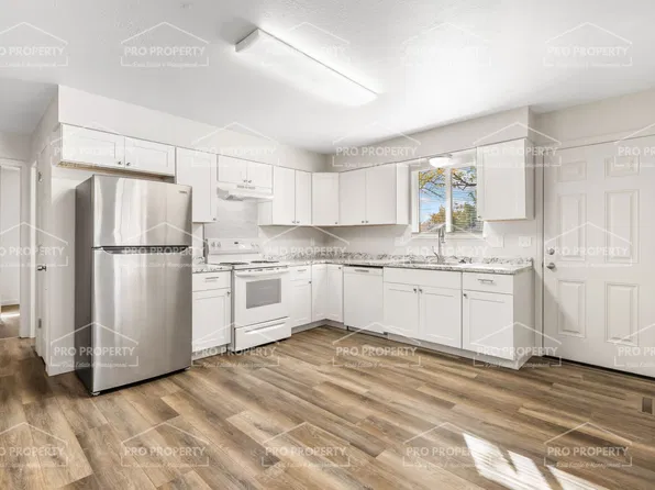 2216 Austin Ct, Loveland, CO 80538