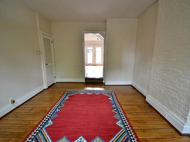 236 Jackson St #B — Photo 11