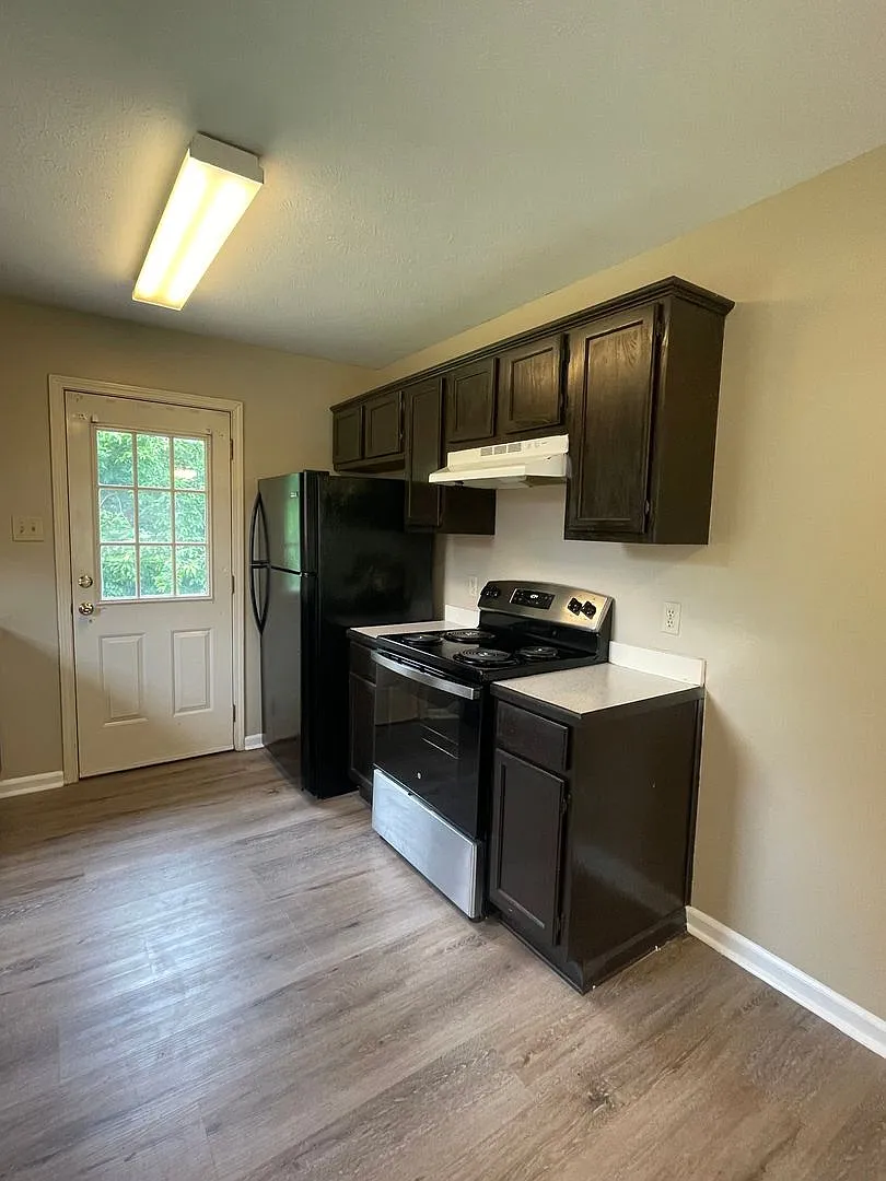 Updated Home for Rent! — Photo 3