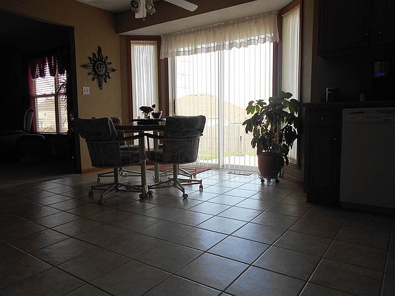 4th image of 3046 Beutell Ln