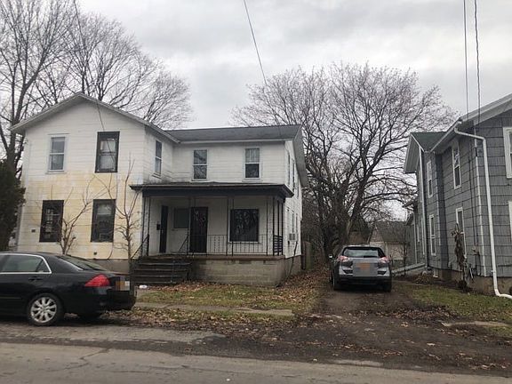 2nd image of 115 Throop St