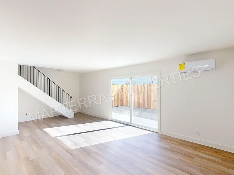 3040 Coolidge Ave — Photo 5
