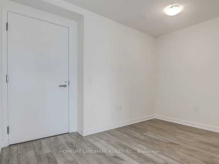 28 Freeland St #1708 — Photo 3