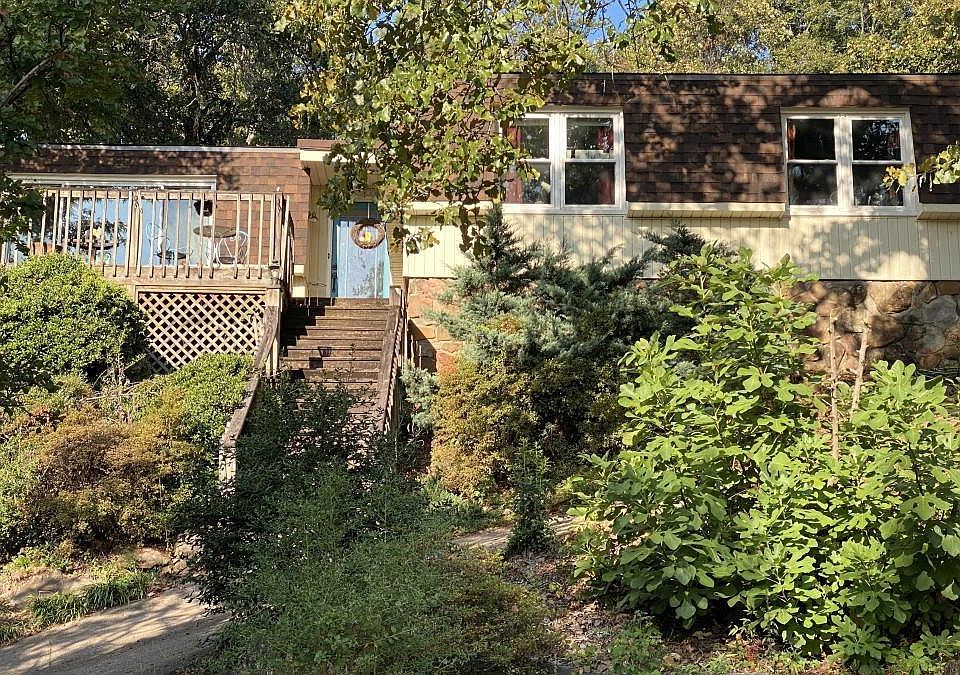 1st image of 312 Shadeswood Dr