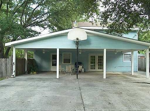 1st image of 60218 Nina Dr