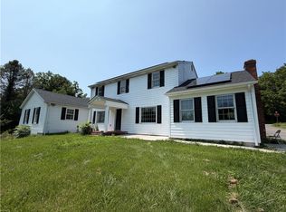 2552 Spring St, Coplay, PA 18037