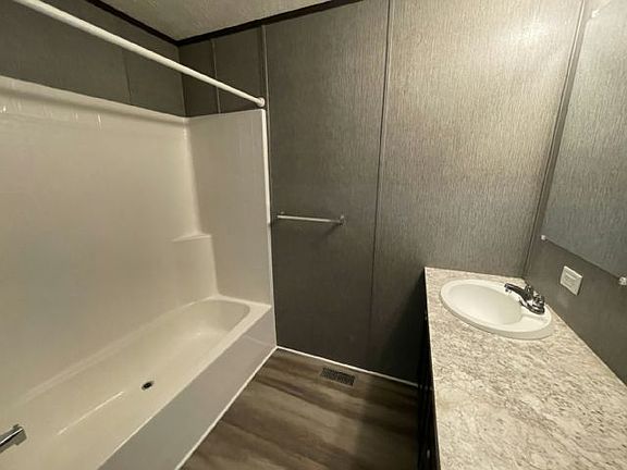 4th image of 479 Blackbird Ln #479