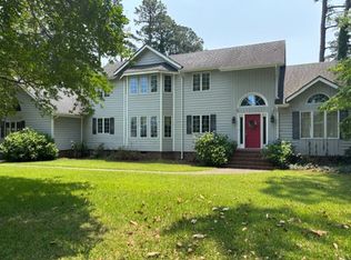 1805 Rivershore Rd, Elizabeth City, NC 27909