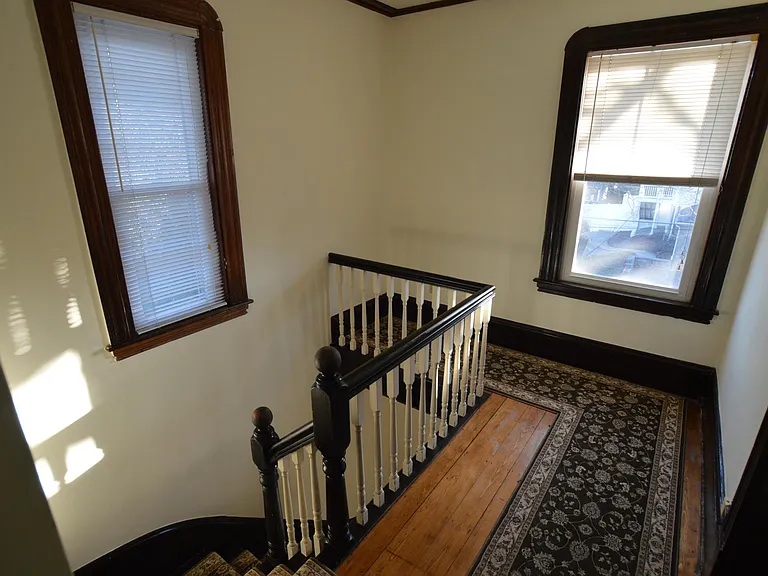 84 Crescent Ave — Photo 20