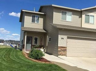 94 Mulberry Loop NE, Minot, ND 58703