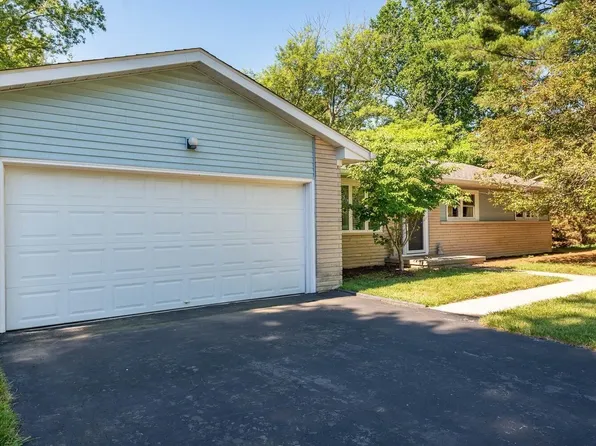 1708 E Windsor Dr, Bloomington, IN 47401