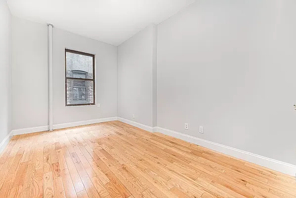 Rented by REAL New York | media 28