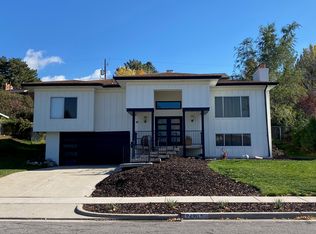 2420 E Cinnabar Ln, Cottonwood Heights, UT 84121