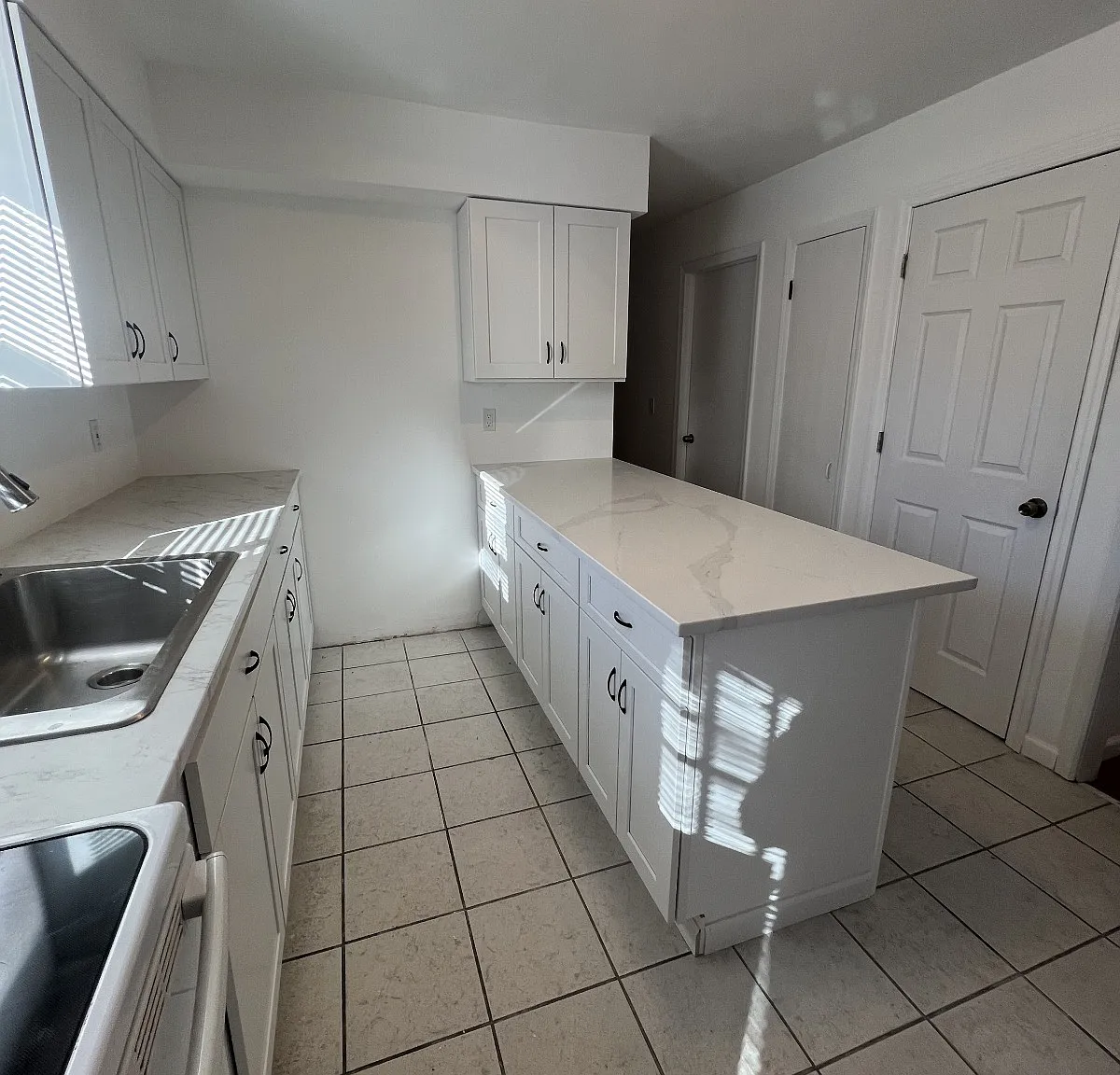 21 Walnut Ave — Photo 3