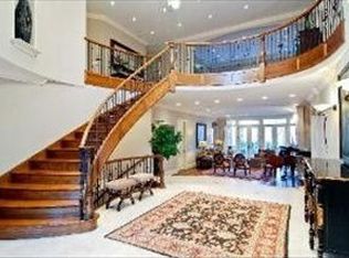 933 Sheridan Rd, Highland Park, IL 60035