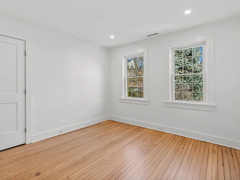 Center Guest Bedroom 2nd Floor.