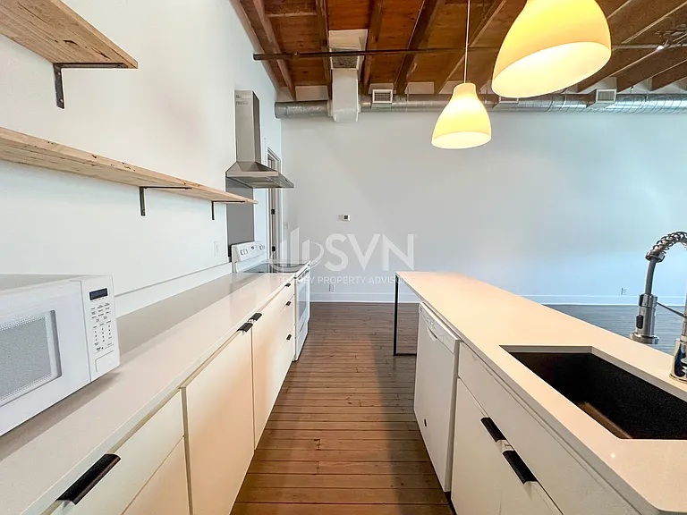 853 Dauphin St #5 — Photo 6