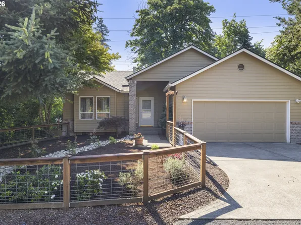 16591 SE Catlyn Woods Dr, Milwaukie, OR 97267
