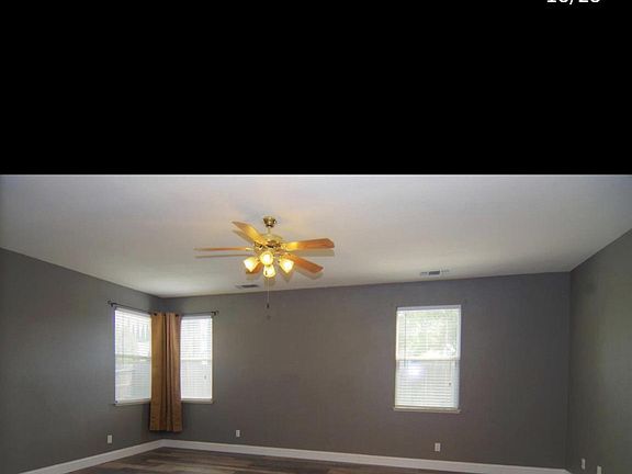 3rd image of 1542 Berkshire Dr #5307019596