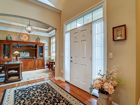 5th image of 8269 Dolman Dr