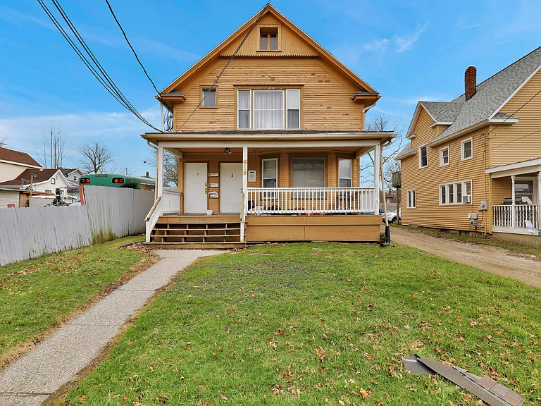 818 Vine St #3 — Photo 10
