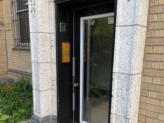 5th image of 7555 S South Shore Dr #1B