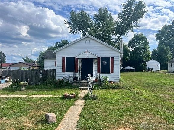 2nd image of 2124 Lodell Ave