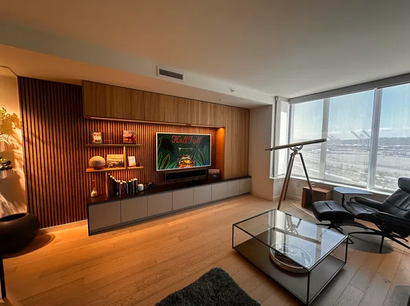 590 1st Ave S, Seattle, WA