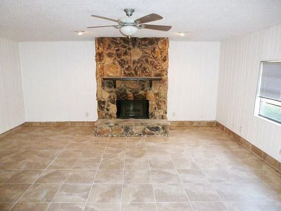 3rd image of 2603 Nottingham Dr