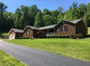 531 Lee Rd, Elkview, WV 25071