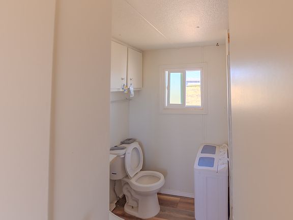 5th image of 11398 Bartlett Ave Space 4