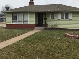 1847 E 3rd St, Fremont, NE 68025