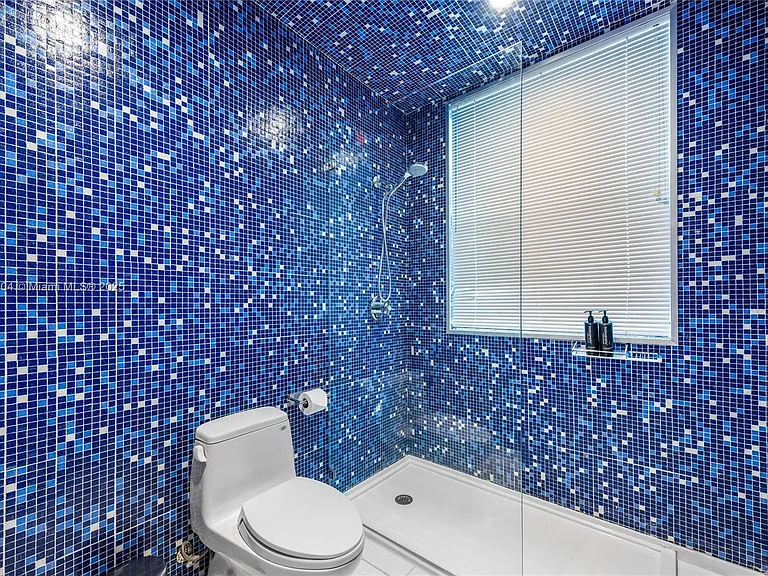 1606 S Bayshore Dr — Photo 57