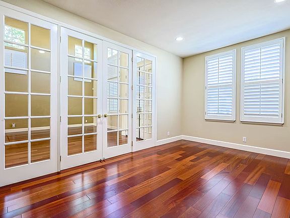 4th image of 9636 Velvetleaf Cir