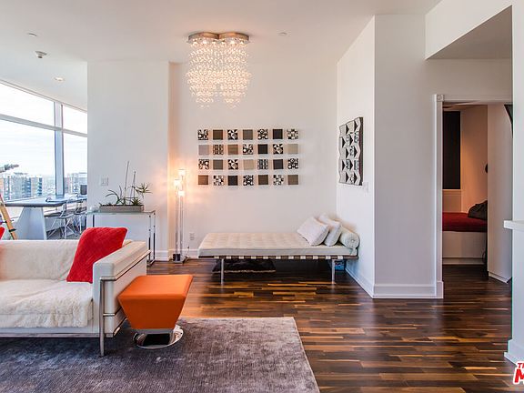 4th image of 900 W Olympic Blvd Unit 37