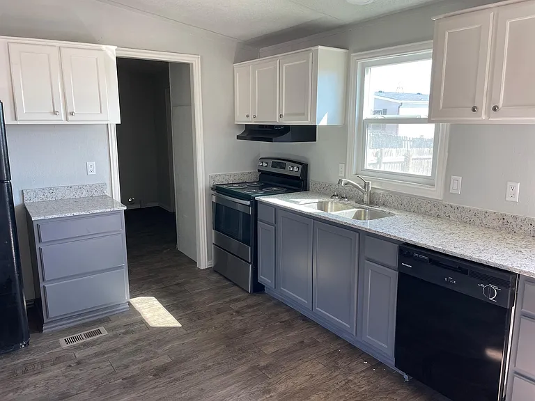 113 Sparrow Dr — Photo 4