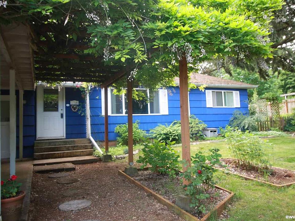 1st image of 1360 Karen Way NW