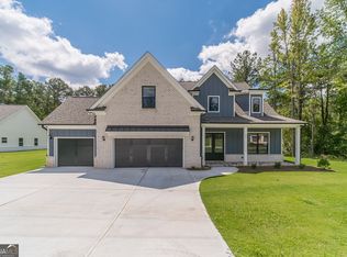 887 Bessie Ct, Loganville, GA 30052
