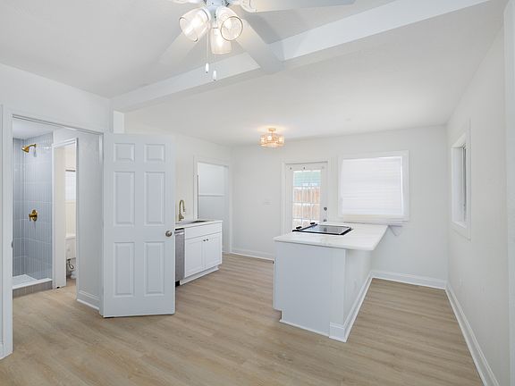 2nd image of 618 7th Ave N APT 1