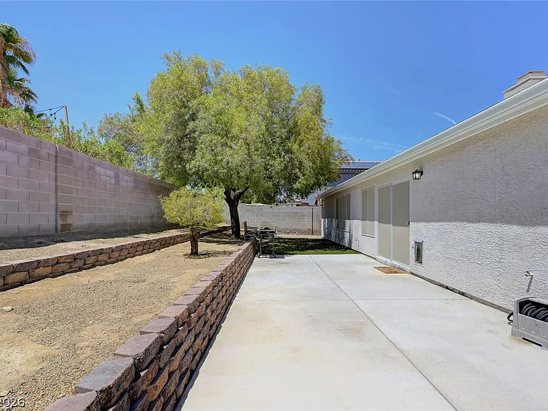 8863 Haviland Rd — Photo 43