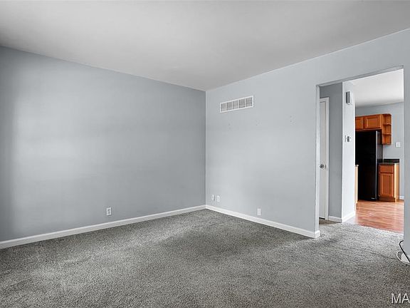 3rd image of 1261 Clarkson Ct #1261