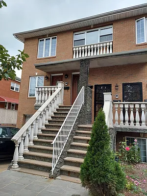 Rented by Douglas Elliman | media 15