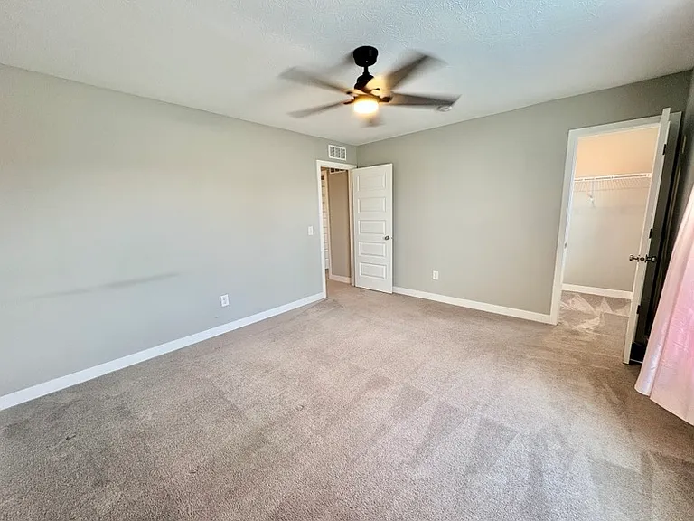 3694 Locust Dr — Photo 34