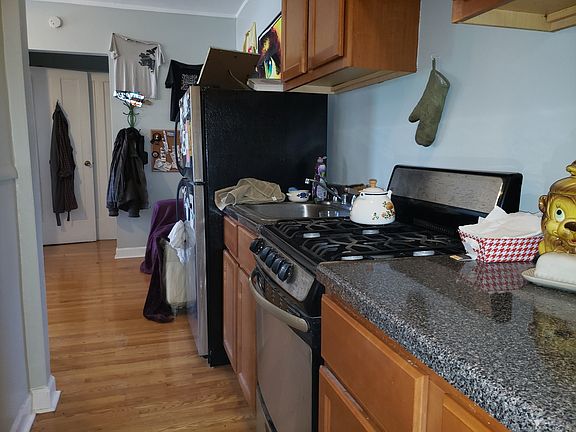 5th image of 4551 N Christiana Ave APT 3