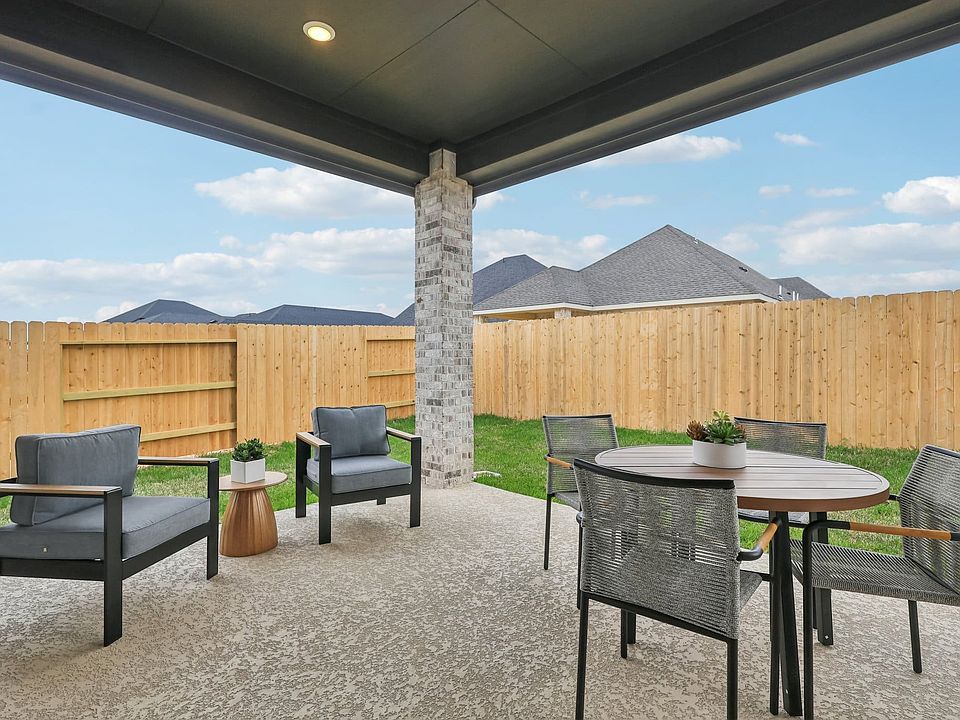 24-web-or-mls-Birchwood-Gln-Dr-S0703-024.jpg