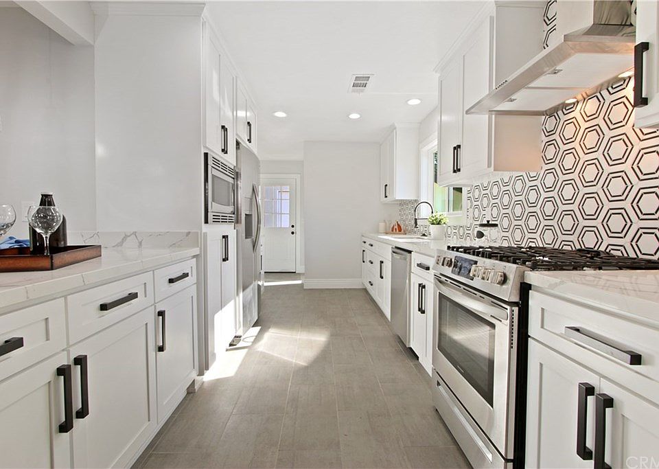1st image of 18151 Casselle Ave