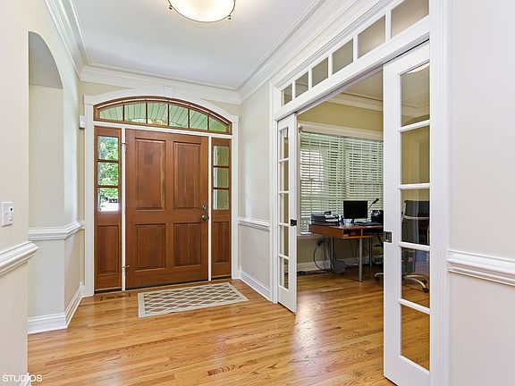 4th image of 851 Reserve Ct
